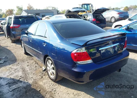 2006 Toyota Camry Xle z USA, uszkodzony, nr VIN 4T1BE32K96U143164